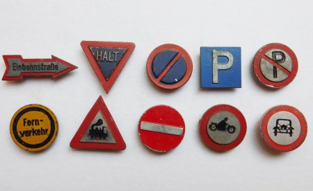 Winterhilfe, zimní pomoc - Dopravní značky 1941 (těžší verze)